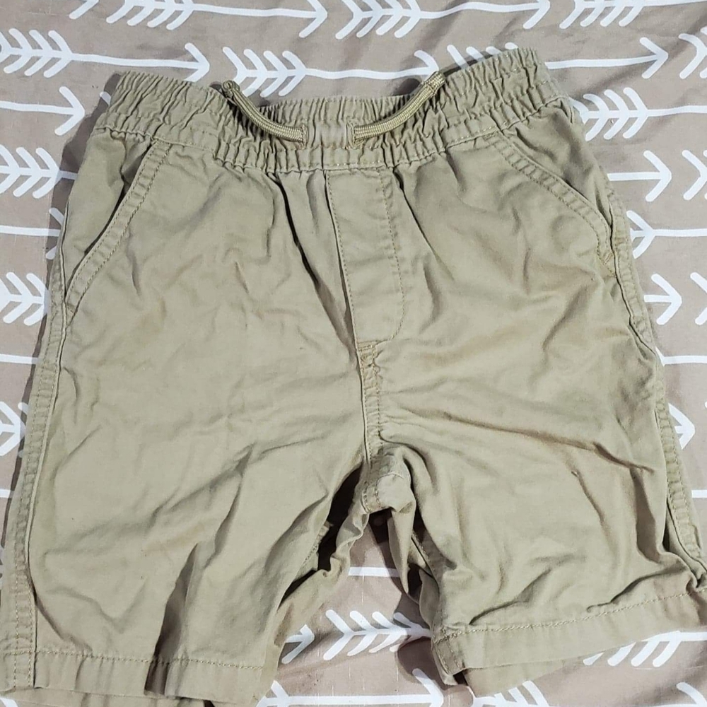 Khaki shorts